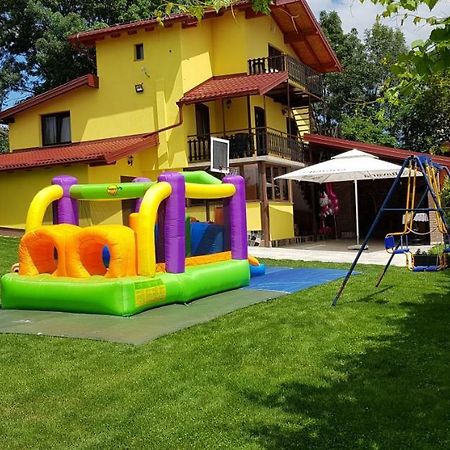 Guest House Blazevic Gornja Gracenica Bagian luar foto