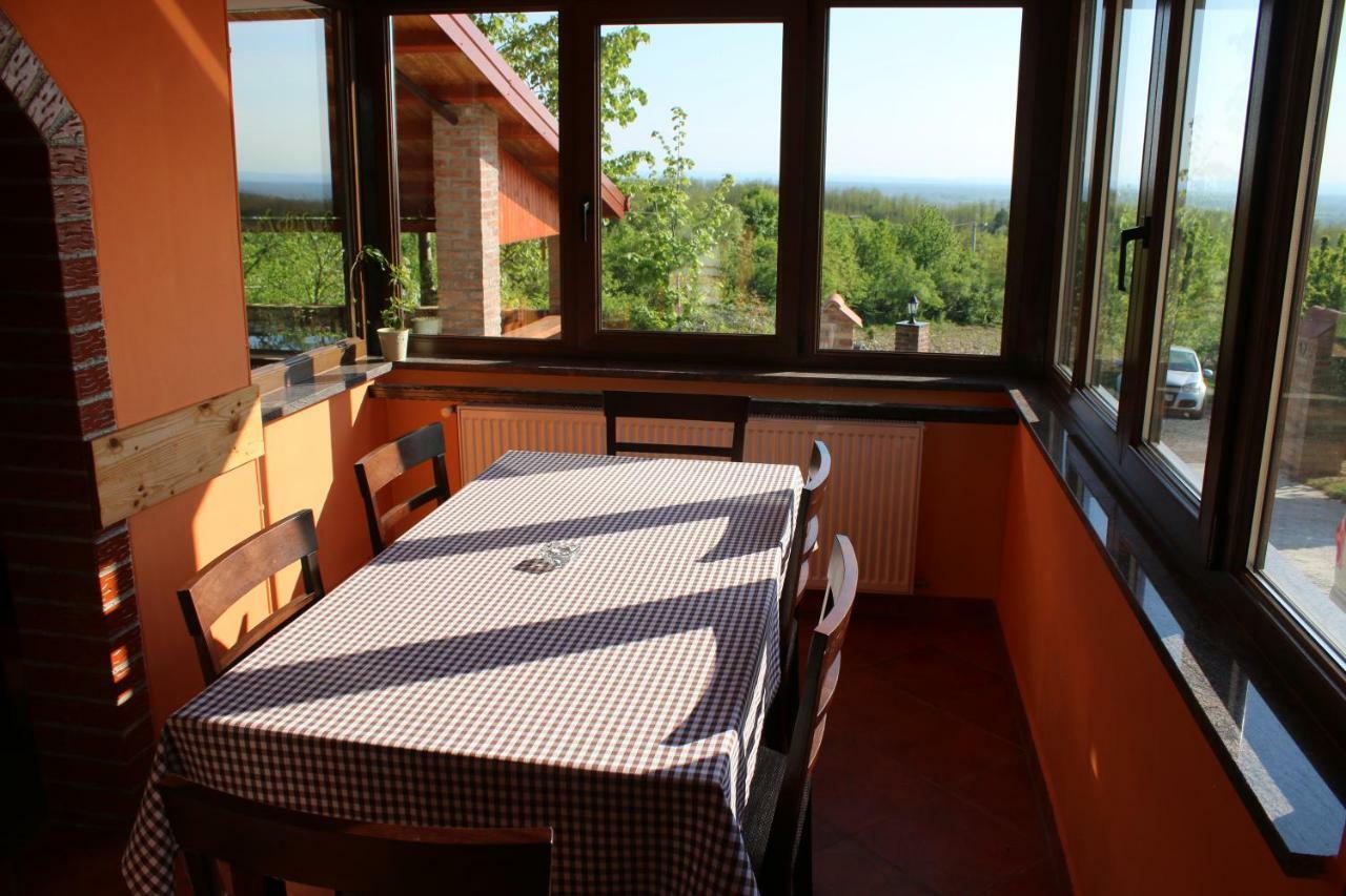 Guest House Blazevic Gornja Gracenica Bagian luar foto