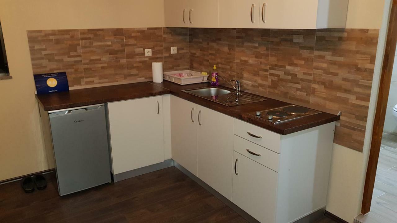 Guest House Blazevic Gornja Gracenica Bagian luar foto